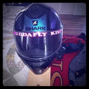 Meet your Posher, Posh